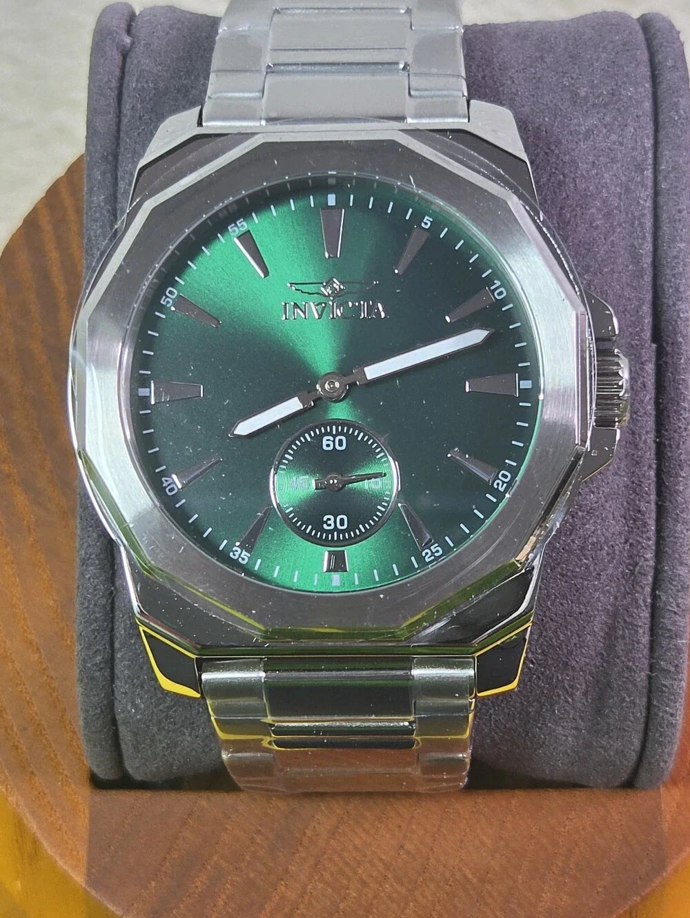 Invicta Men's Speedway Victorious 49327 Quartz 42mm Stainless Steel Green Dial